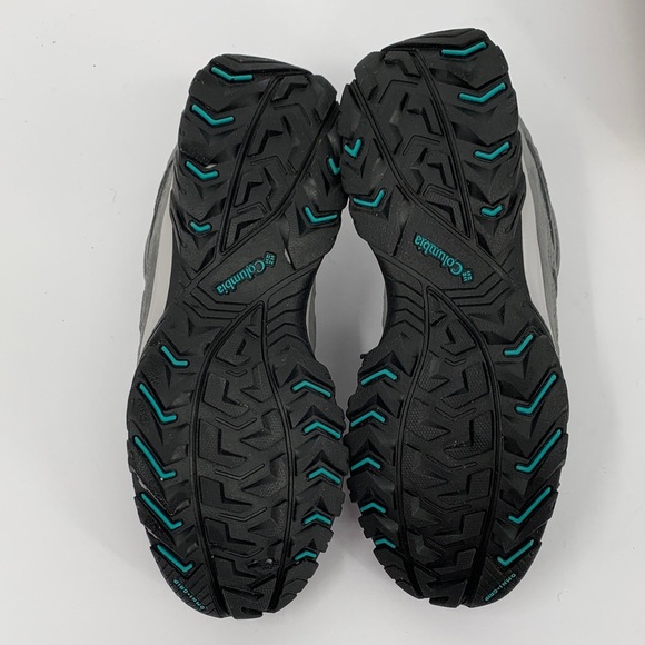 Columbia Crestwood walking hiking sneaker shoe gray suede women new 9 WIDE 9W - Picture 7 of 7